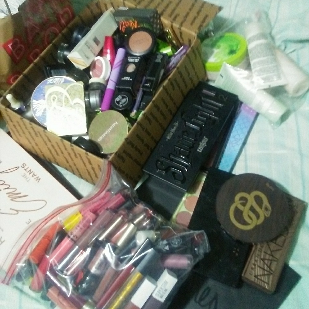 Huge makeup lot